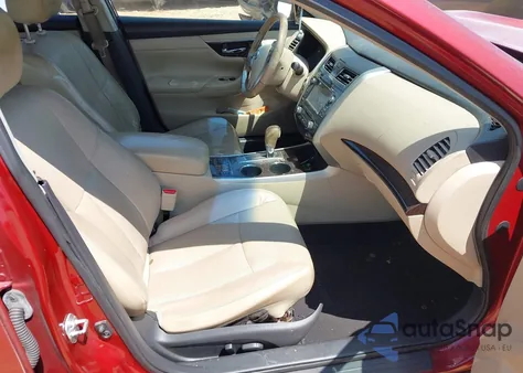 2015 Nissan Altima 2.5/S/Sv/Sl z USA, uszkodzony, nr VIN 1N4AL3AP2FN360073